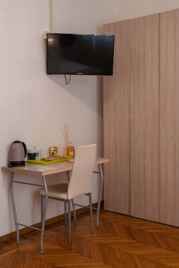 Bed & Bike Ferrara Bed & Breakfast Bagian luar foto