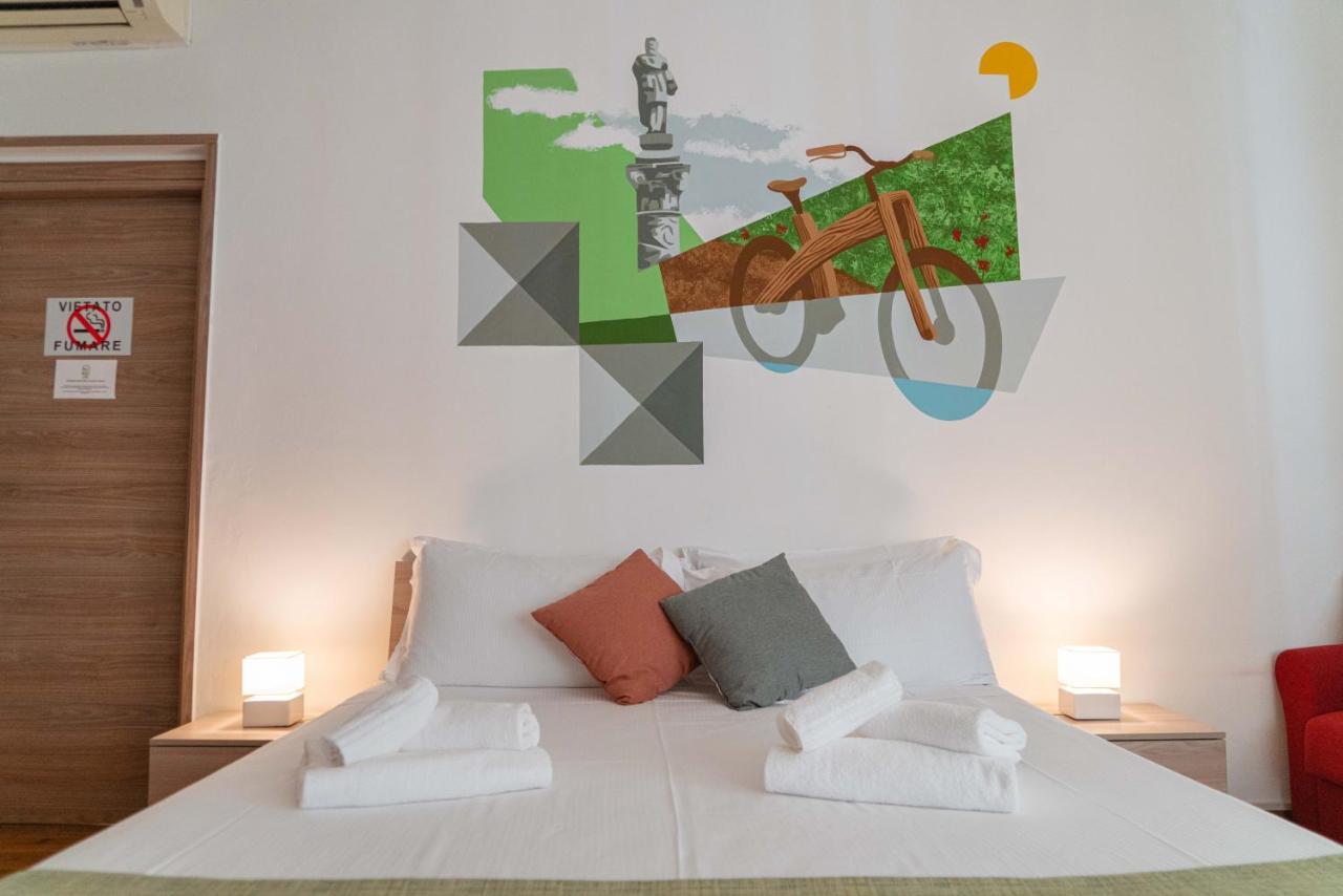 Bed & Bike Ferrara Bed & Breakfast Bagian luar foto